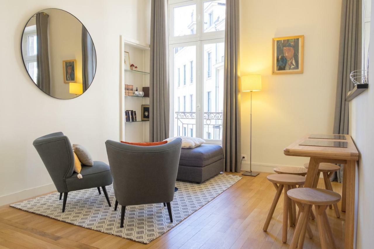 Opéra-Spacieux deux pièces en hypercentre Nantes Extérieur photo